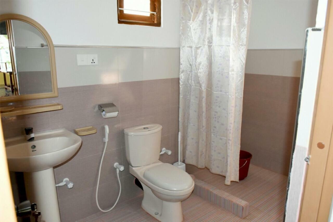 New Land Guest House Batticaloa Buitenkant foto